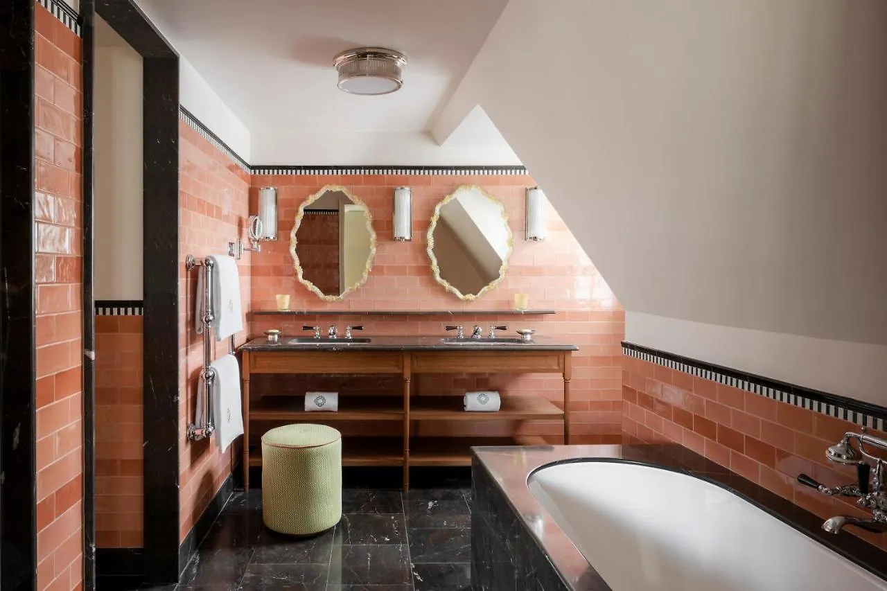 Le Grand Mazarin Hotel